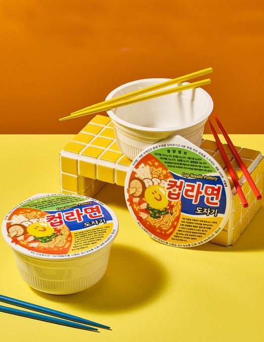 Seramik fincan ramen konteyneri