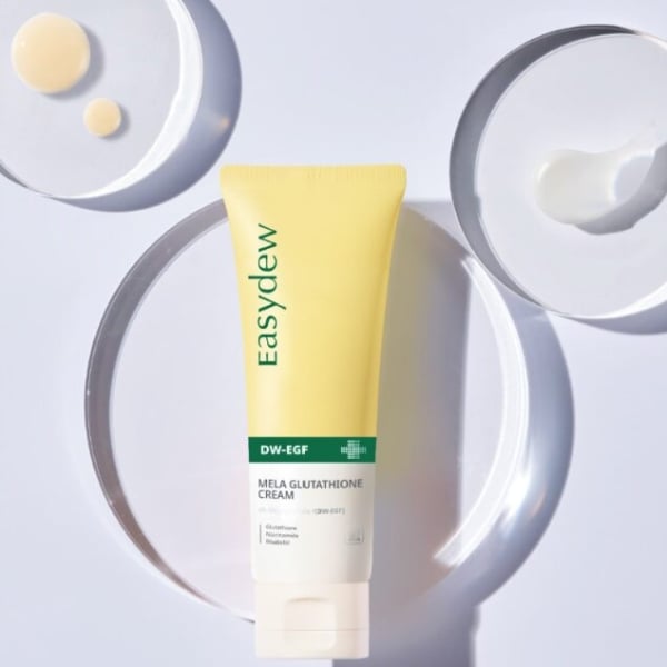 Easydew Mela Glutathione Cream 105mL
