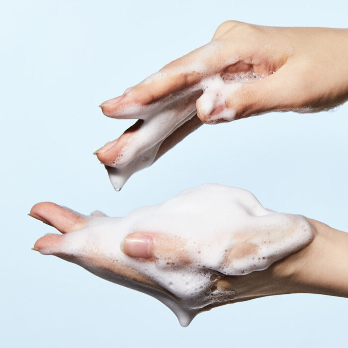 Anua 8 Hyaluronic Acid Hydrating Gentle Foaming Cleanser 150ml - Image 3