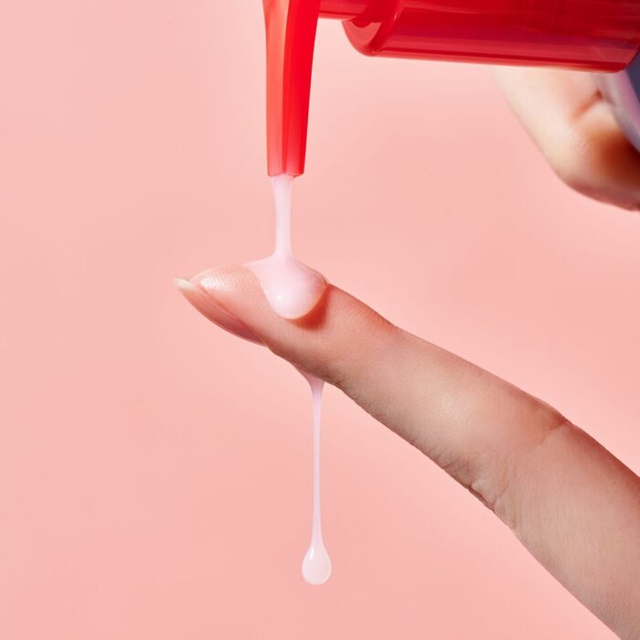 TOCOBO Calamine Pore Control Cleansing Oil 200ml - Image 4