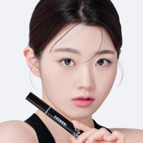 COSNORI Eyelash Tinting Serum Vegan Deep Black Eyelash Nutrient 9g