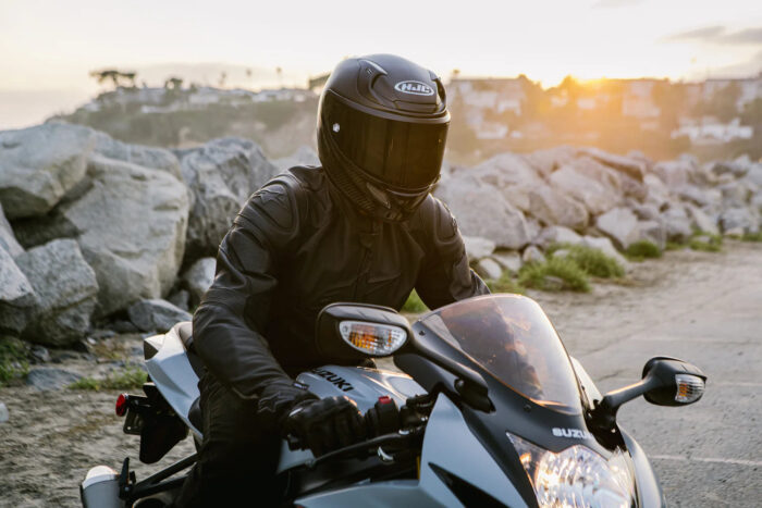HJC RPHA 12 Carbon Black Helmet - Image 6