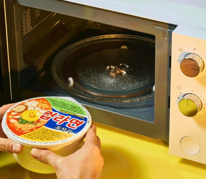 Ceramic Cup Ramen Container - Image 2