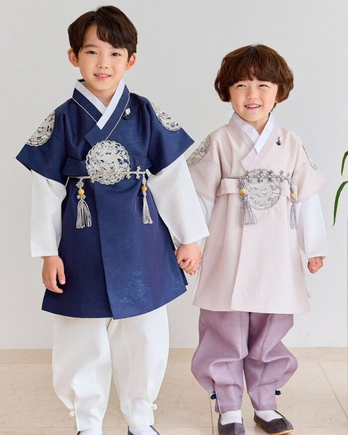 Kiztt Donghae Boy Hanbok - Image 4