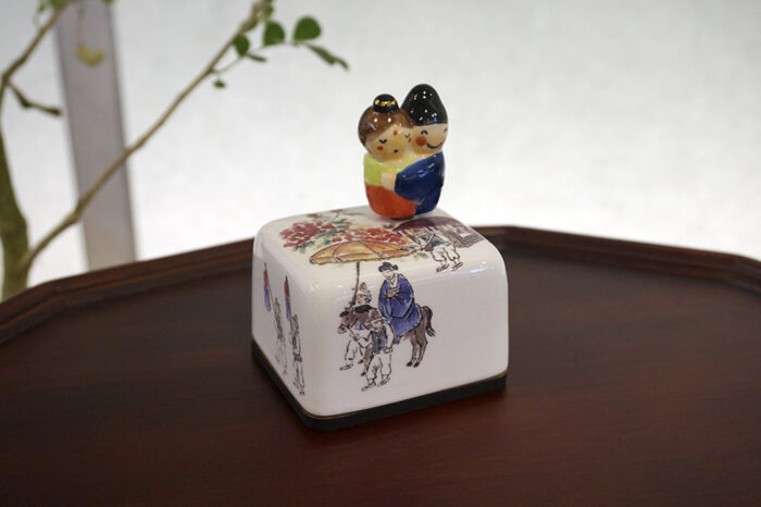 K-Heritage Ceramic Music Box - Groom & Bride