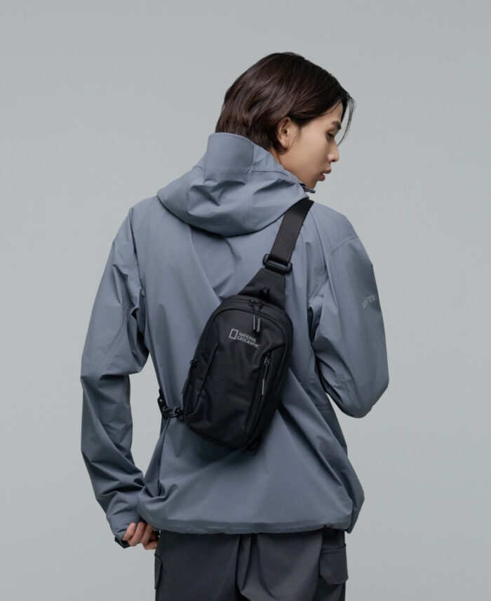 National Geographic N243ACR540 Commuter Sling Bag Black - Image 2