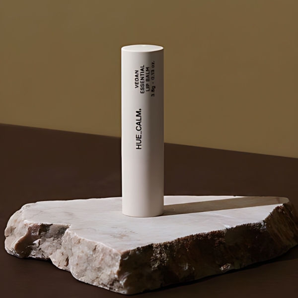 HUE_CALM Vegan Essential Lip Balm 3.8g