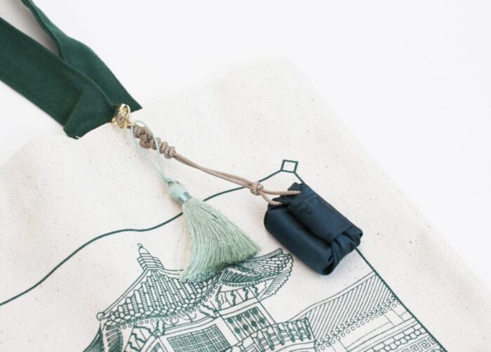 K-Heritage Bojagi (Wrapping Cloth) Key Ring - Image 6