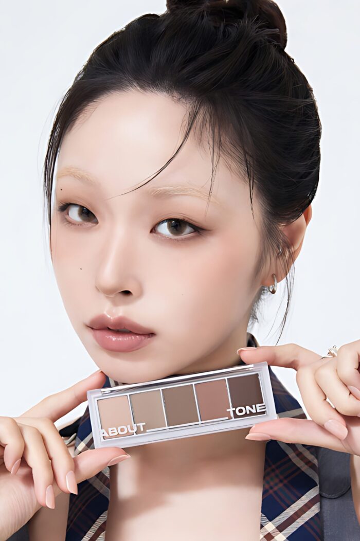 ABOUT TONE Return to Basic Shadow Palette 9g, 8g
