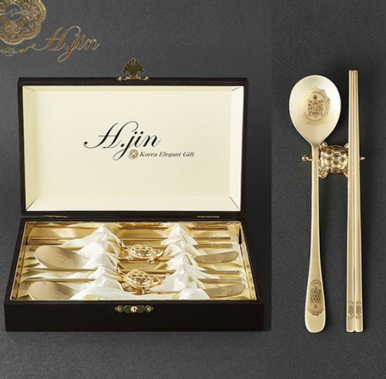 H.jin Turtle Titanium Couple Spoon Set for 2 + Spoon Rest - Image 3