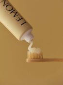 AROMATICA Lemon Clove Gum Care Plus Toothpaste 100g - EmpressKorea