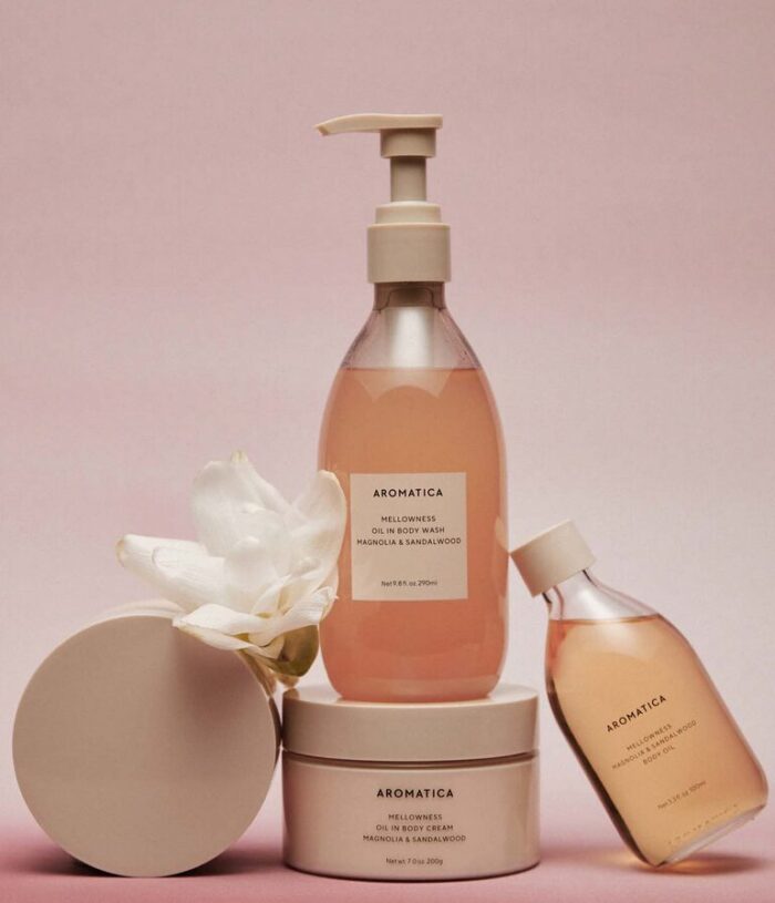 AROMATICA Mellowness Oil in Body Wash Magnolia & Sandalwood 290ml - EmpressKorea