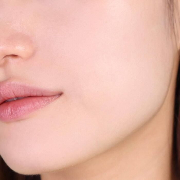 Ameli Foundation 013 Porcelain 30ml - EmpressKorea