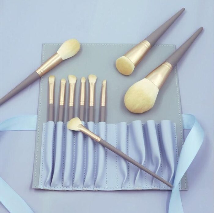 Cosmaple 10 Makeup Brushes + Pouch - EmpressKorea