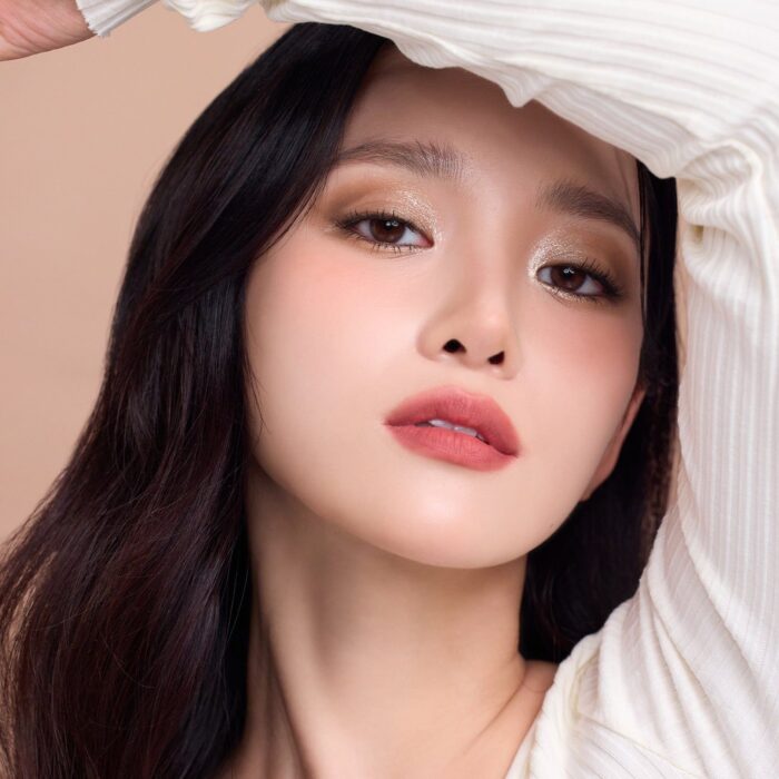 DEAR DAHLIA Dream Velvet Eyeshadow Palette 5.1g - EmpressKorea