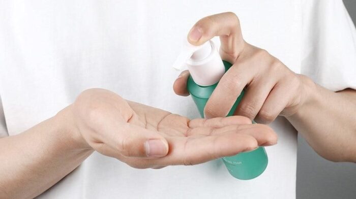 FLEEF Cica-Aloe Cleansing Gel Foam 200ml - EmpressKorea