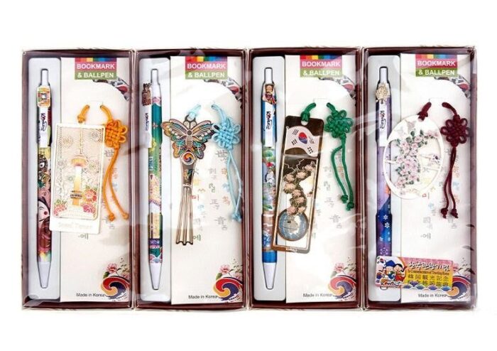 Korean Culture 4 Bookmarks + Ballpoint Pen Set Korean Culture 4 Bookmarks - EmpressKorea