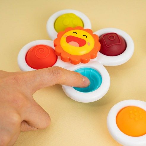 LITTLE CLOUD Infant Rotating Rattles Set of 3 - EmpressKorea