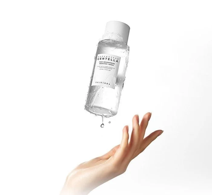 SKIN1004 Madagascar Centella Tone Brightening Boosting Toner 210ml - EmpressKorea