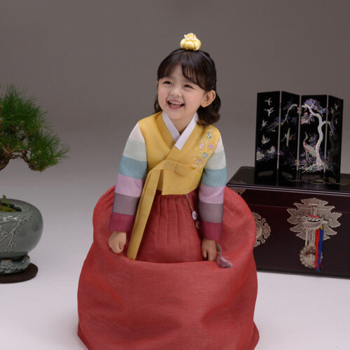 THEYE HANBOK Seia Girl's Hanbok QT368