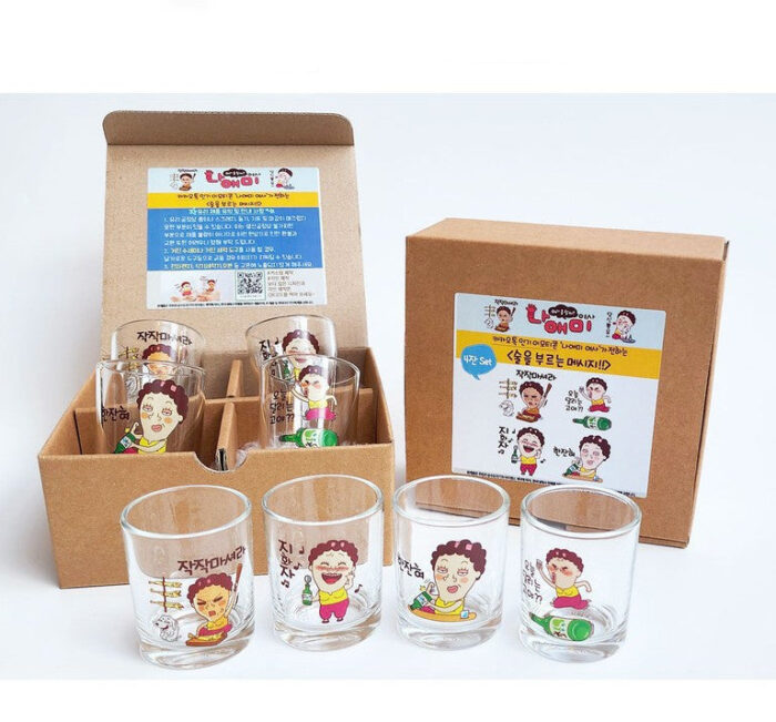 Naemi Madam Soju Glass Set – A Message That Calls for a Drink