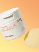 innisfree Vitamin C Green Tea Enzyme Brightening Pad 60sheets - EmpressKorea