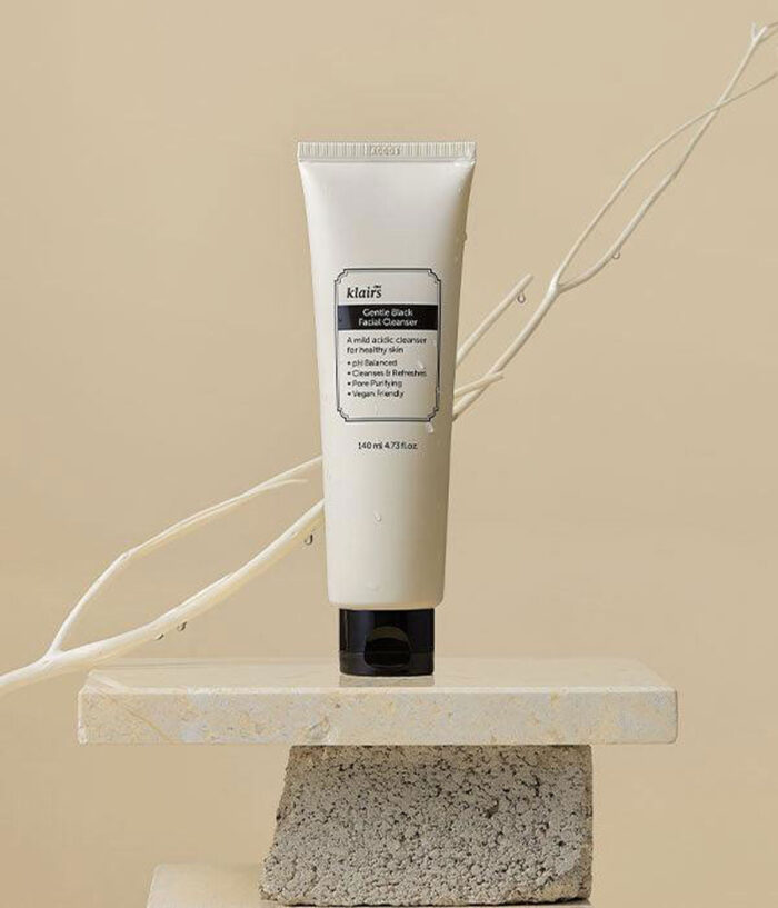 klairs Gentle Black Facial Cleanser 140ml - EmpressKorea