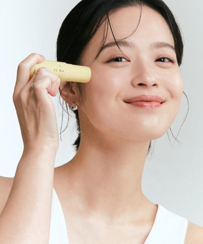 the SAEM Snail Essential EX Vita Solution Stick 12g - EmpressKorea