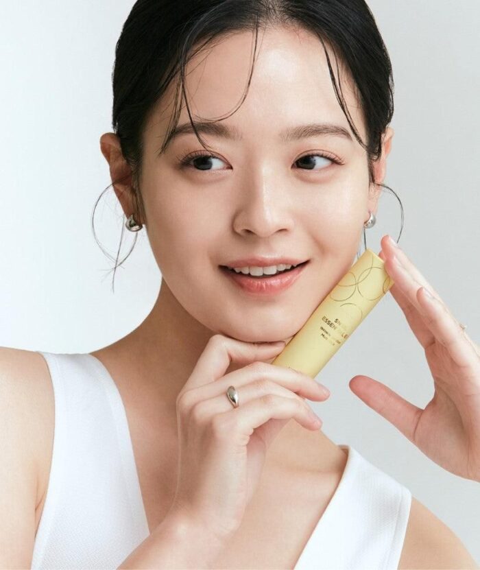 the SAEM Snail Essential EX Vita Solution Stick 12g - EmpressKorea