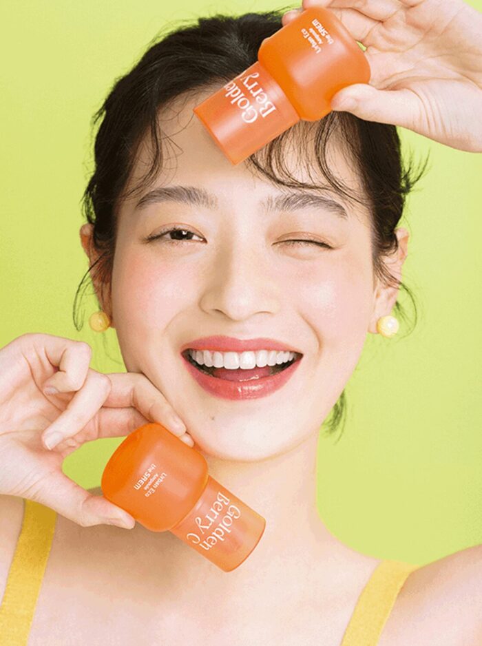 the SAEM Urban Eco Golden Berry C Ampoule 30ml - EmpressKorea
