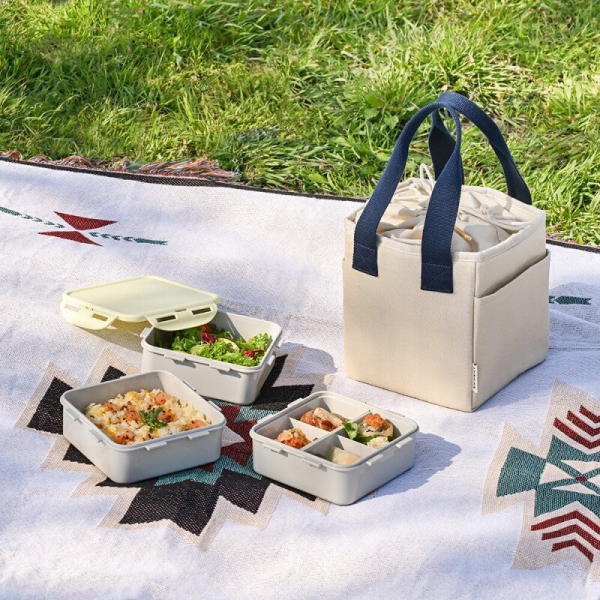 LocknLock Daily Cotton Dosilock Square 3-Tier Lunch Box Set