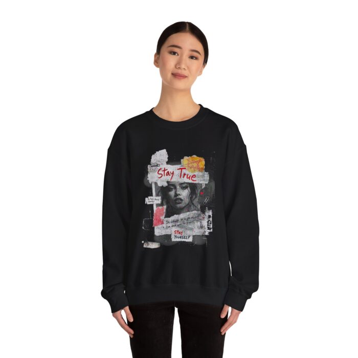 Stay true Unisex Heavy Blend™ Crewneck Sweatshirt - Image 4