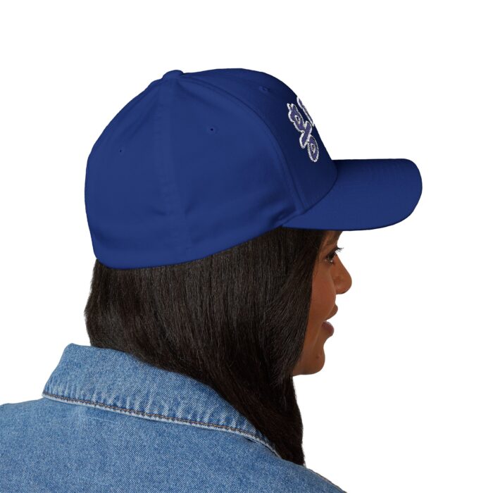 Hongdae Station Embroidered Korean Text Cap - Stylish Closed-Back Baseball Hat - Image 4
