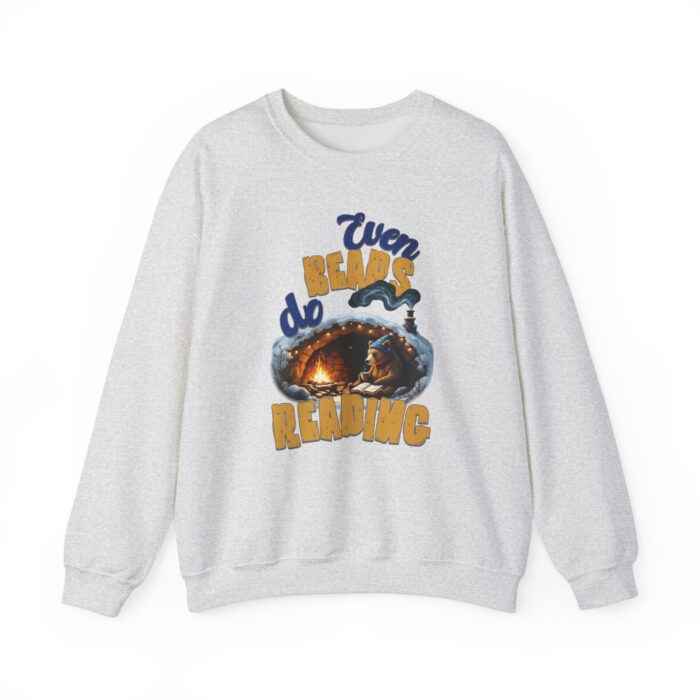 Even bears do reading Unisex Heavy Blend™ Crewneck Sweatshirt