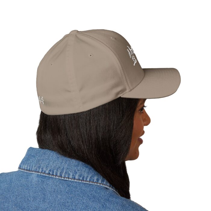 GO FORWARD Embroidered Korean Phrase Cap - Stylish Closed-Back Structured Hat for Everyday Wear - Image 8