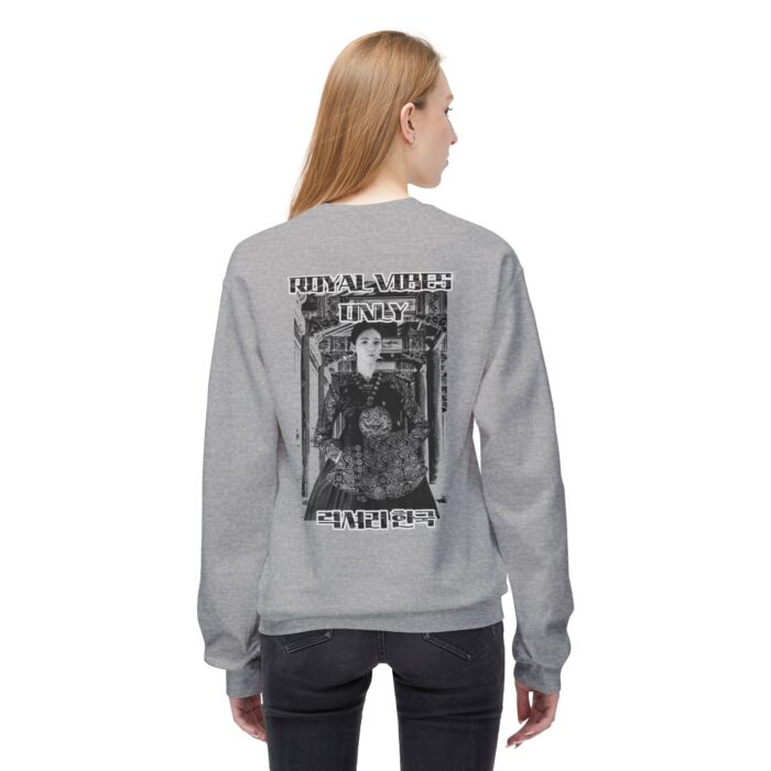 Royal vibes only Unisex Midweight Softstyle Fleece Crewneck Sweatshirt - Image 12