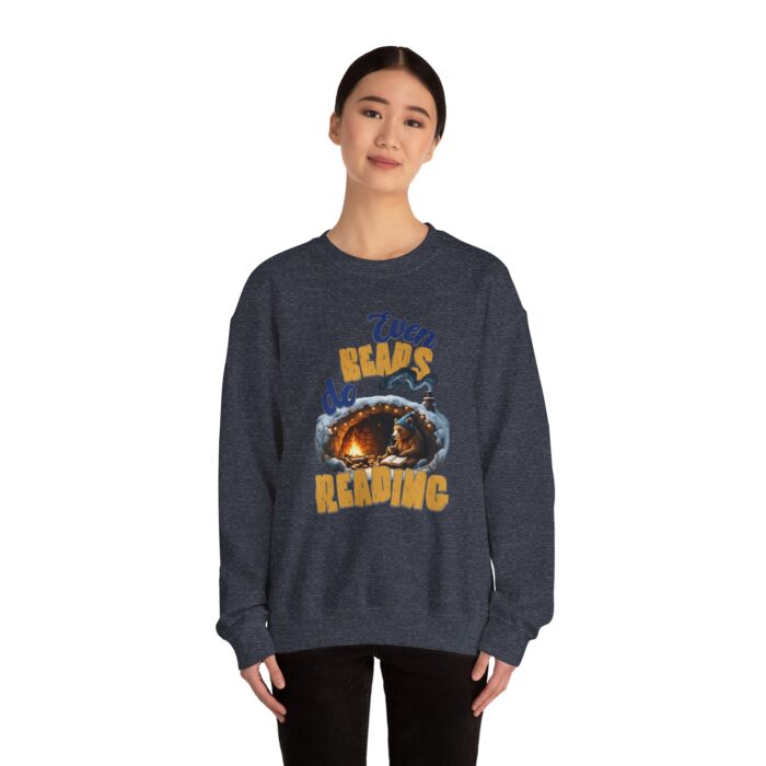 Even bears do reading Unisex Heavy Blend™ Crewneck Sweatshirt - Image 28