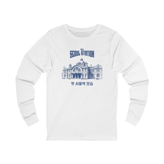 "meta_description": "Seoul Station Long Sleeve Tee: Unisex travel tee offering comfort and style for any adventure.",