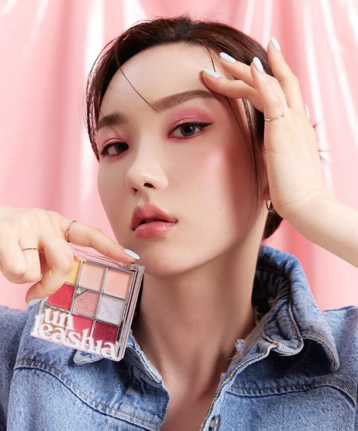 UNLEASHIA Glitterpedia Eye Palette (7 Colors) - EmpressKorea