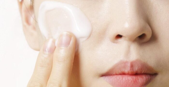 ma:nyo Factory Pure Cleansing Milk 200ml - EmpressKorea