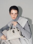 vunque Toque tote S Light beige - EmpressKorea