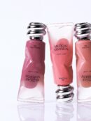 "meta_description": "Get vibrant 3D lips with MUZIGAE MANSION OBJET GLOSSY lip gloss. Experience long-lasting hydration and a natural tint.",