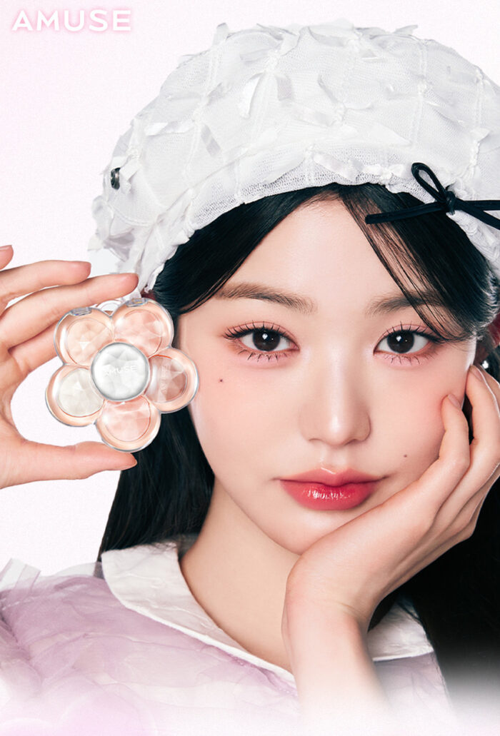 "meta_description": "Shop the AMUSE Flora Eye Palette - the trending eye palette of 2025 with vibrant, eco-friendly shades for stunning looks.",