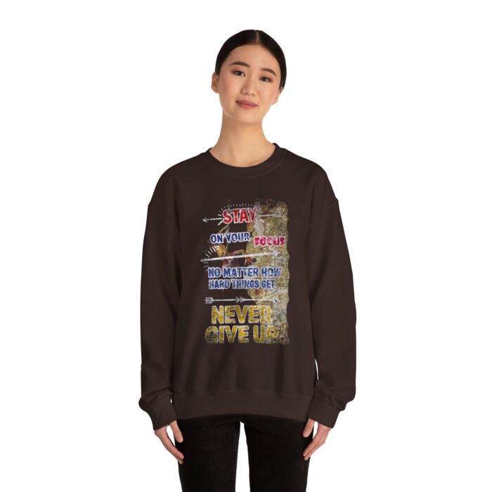 Never give up Unisex Heavy Blend™ Crewneck Sweatshirt - Image 4