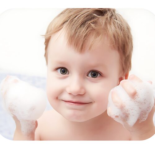 "meta_description": "Gentle Cleanser: Tear-free, plant-based, perfect for sensitive skin. Keep skin hydrated.",