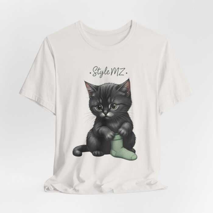 Cute Cat Lover Tees, Perfect for Pet Owners, Birthday Gifts, Casual Wear, Animal Lovers, Fun Gift Idea - Image 23