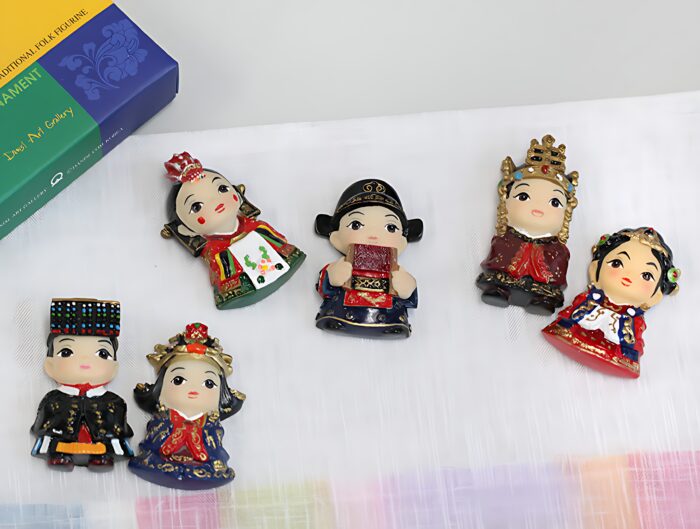 Star Gift Korean Traditional Doll Memo Magnet Holder