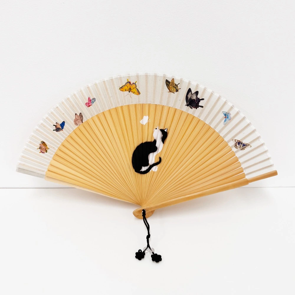 "meta_description": "Discover the luxury fan with silk-screen art for a refined touch. Perfect for collectors.",