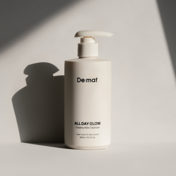 DEMAF All Day Glow Creamy Milk Cleanser 300ml