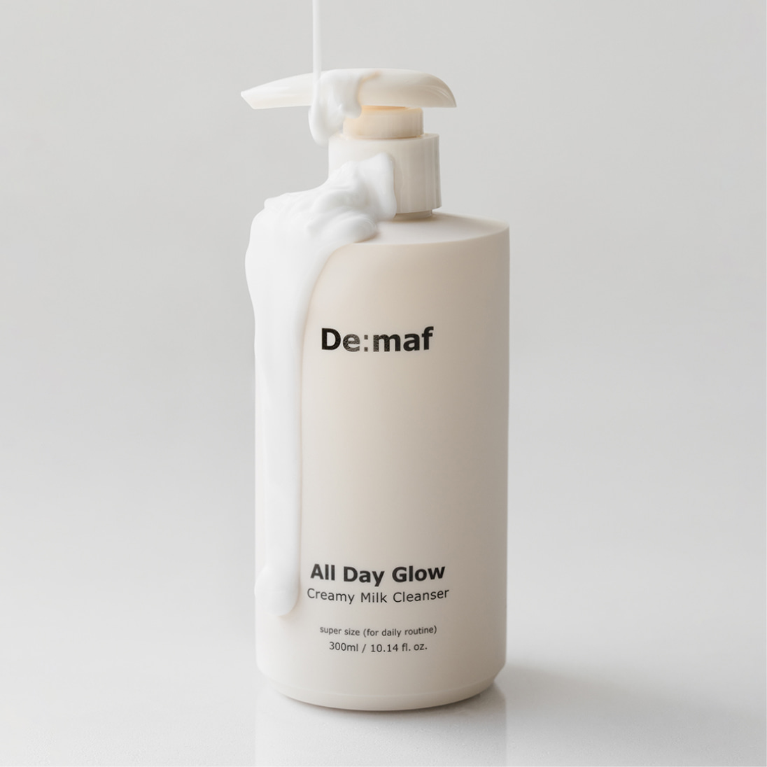 DEMAF All Day Glow Creamy Milk Cleanser 300ml - Image 3